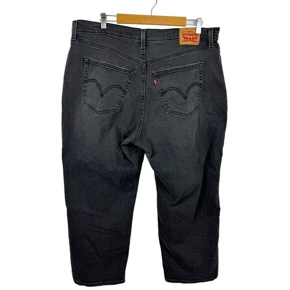 Levi’s Wedgie Straight Fit Jeans Plus Size 18W in Cut and Dry Black Distressed - Picture 6 of 16
